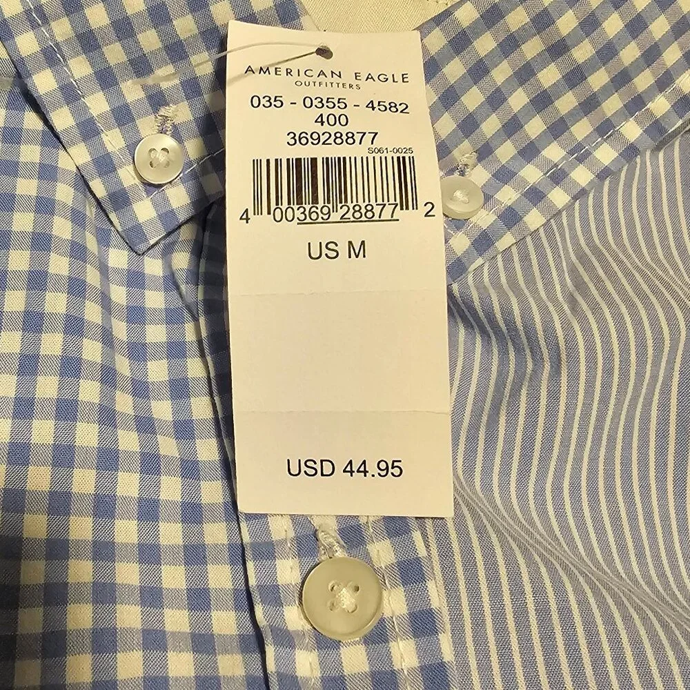 **NWT** Women’s American Eagle Long Sleeve Button Front Cropped Shirt, Medium